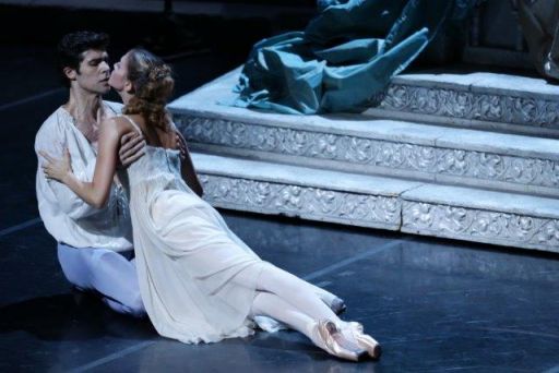 Romeo-e-Giulietta-BolleSomova-Teatro-alla-Scala-2014-2